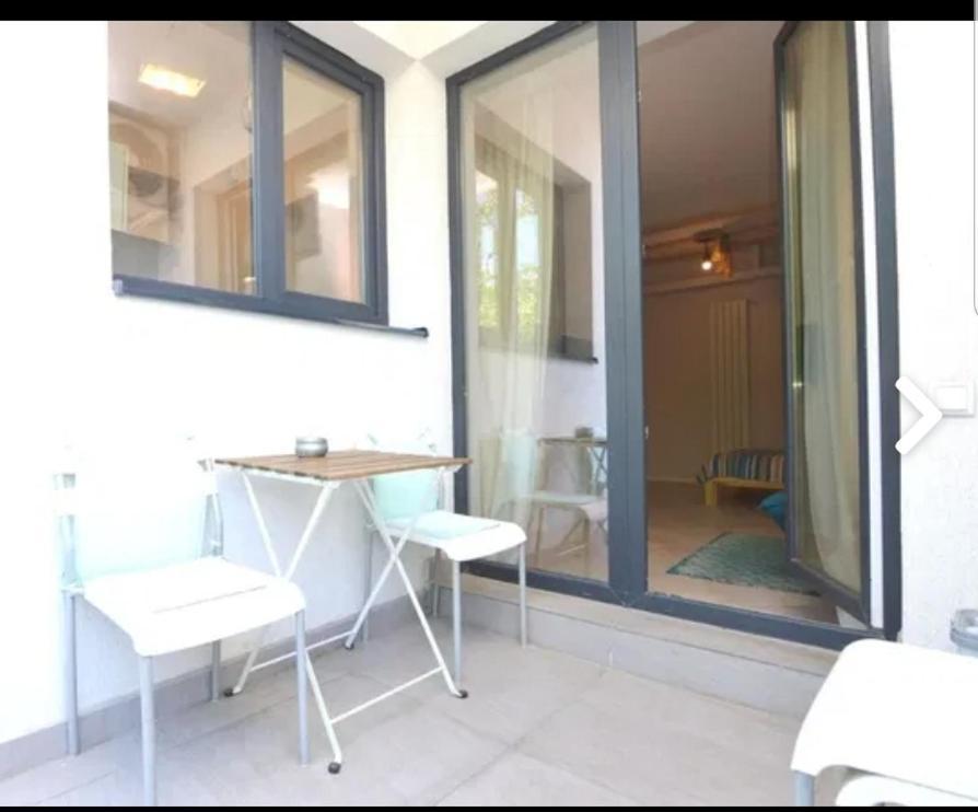 Appartement Marina Central Sunshine Studio à Bucarest Extérieur photo